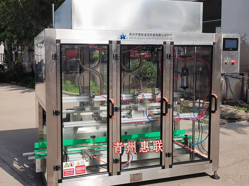 全自動(dòng)食用油灌裝機(jī)生產(chǎn)線(xiàn)可以配置哪些設(shè)備？